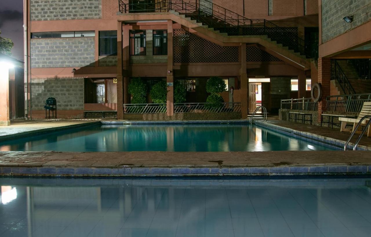 The Luke Hotel Cravers Thika Exterior photo